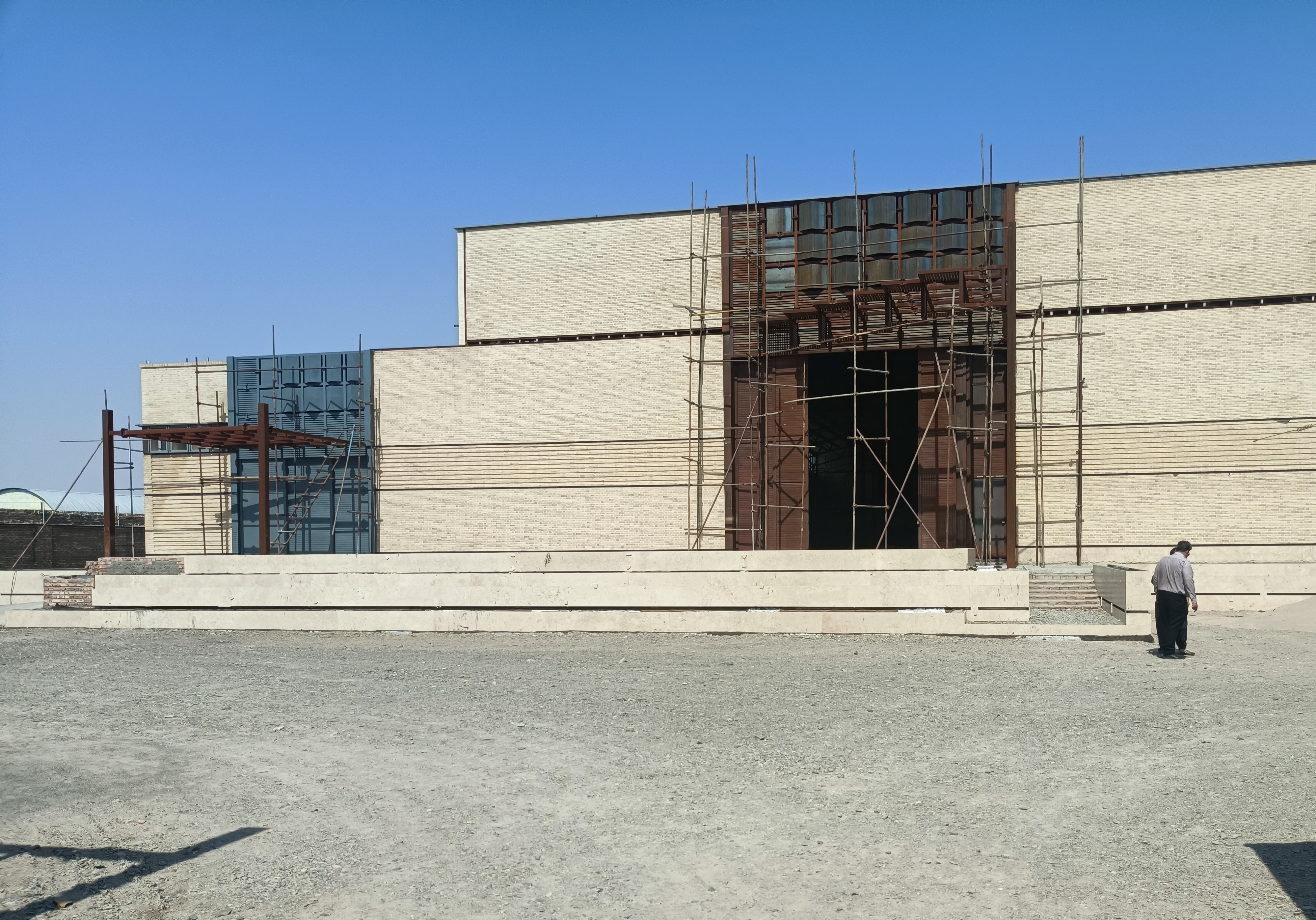 کارخانه مصنوعات چوبی ساختمانی حنفا